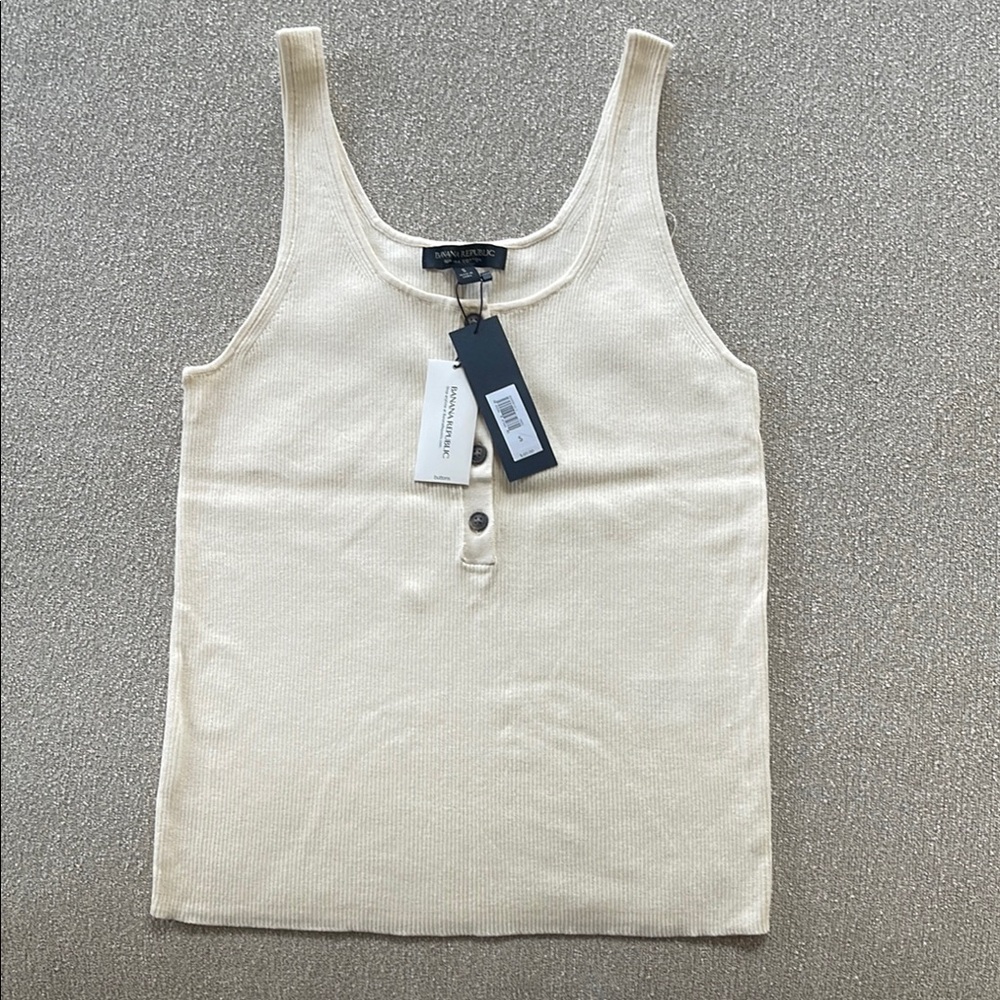 Banana Republic Cream Sleeveless Top, NWT